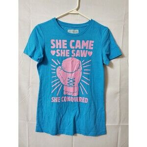 Look Human Shirt Women's Medium Blue She Came She Saw She Conquered Short Sleeve
